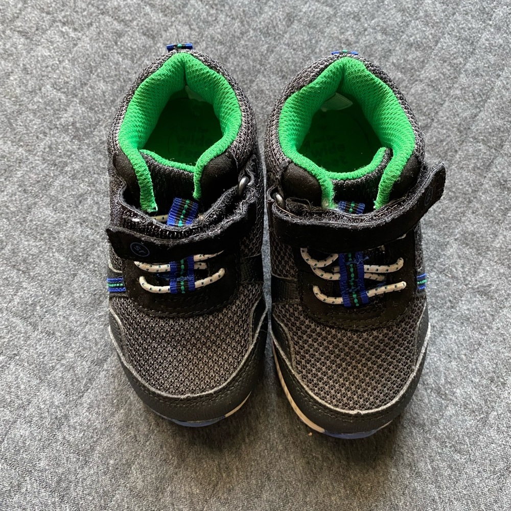 Stride Rite Sneakers - wide